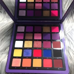 ABH Norvina Pro Pigment Palette Vol. 1